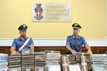 Nella sua villa i Carabinieri trovano 105 chili di cocaina purissima: 51enne incensurato in manette