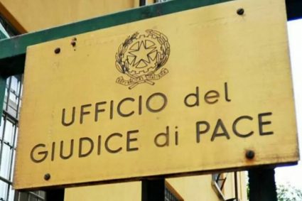 Carenze presso l’Ufficio del Giudice di Pace di Santa Maria C.V., segnalazione del consiglio dell’ordine degli avvocati