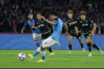 Il Napoli batte anche l’Empoli: per gli azzurri è la decima vittoria consecutiva