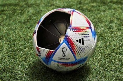 Mondiali di calcio con pallone super tecnologico