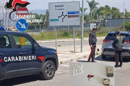 Angri, controlli antidroga dei Carabinieri: un arresto e una denuncia in stato di libertà