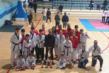 Taekwondo, Trofeo Dicearchia: il Team Renga fa il pieno di medaglie